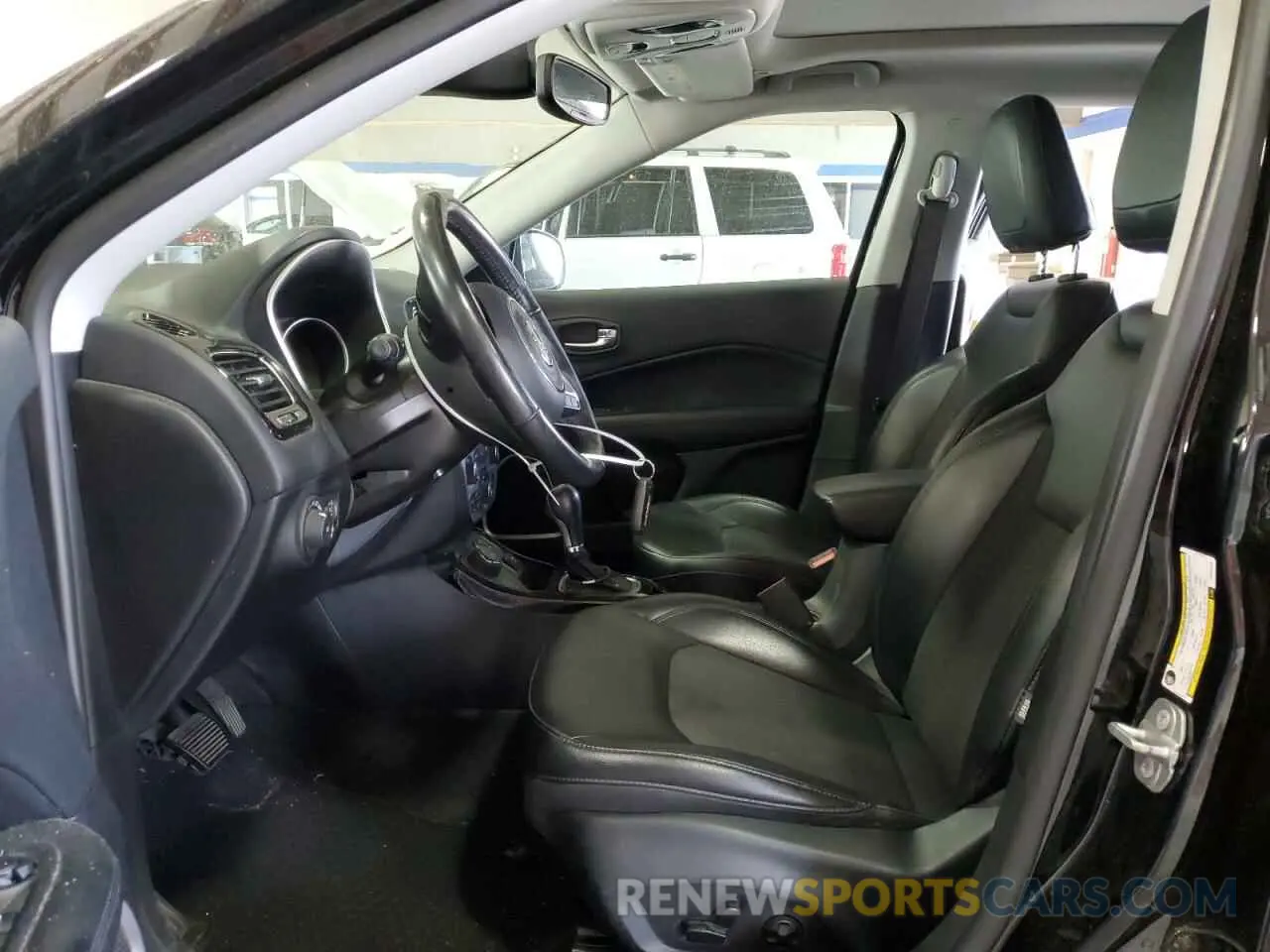 7 Photograph of a damaged car 3C4NJDBB8KT647373 JEEP COMPASS 2019