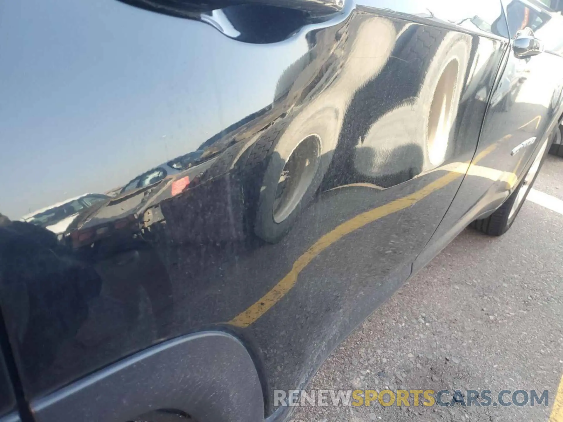 1 Photograph of a damaged car 3C4NJDBB8KT679742 JEEP COMPASS 2019