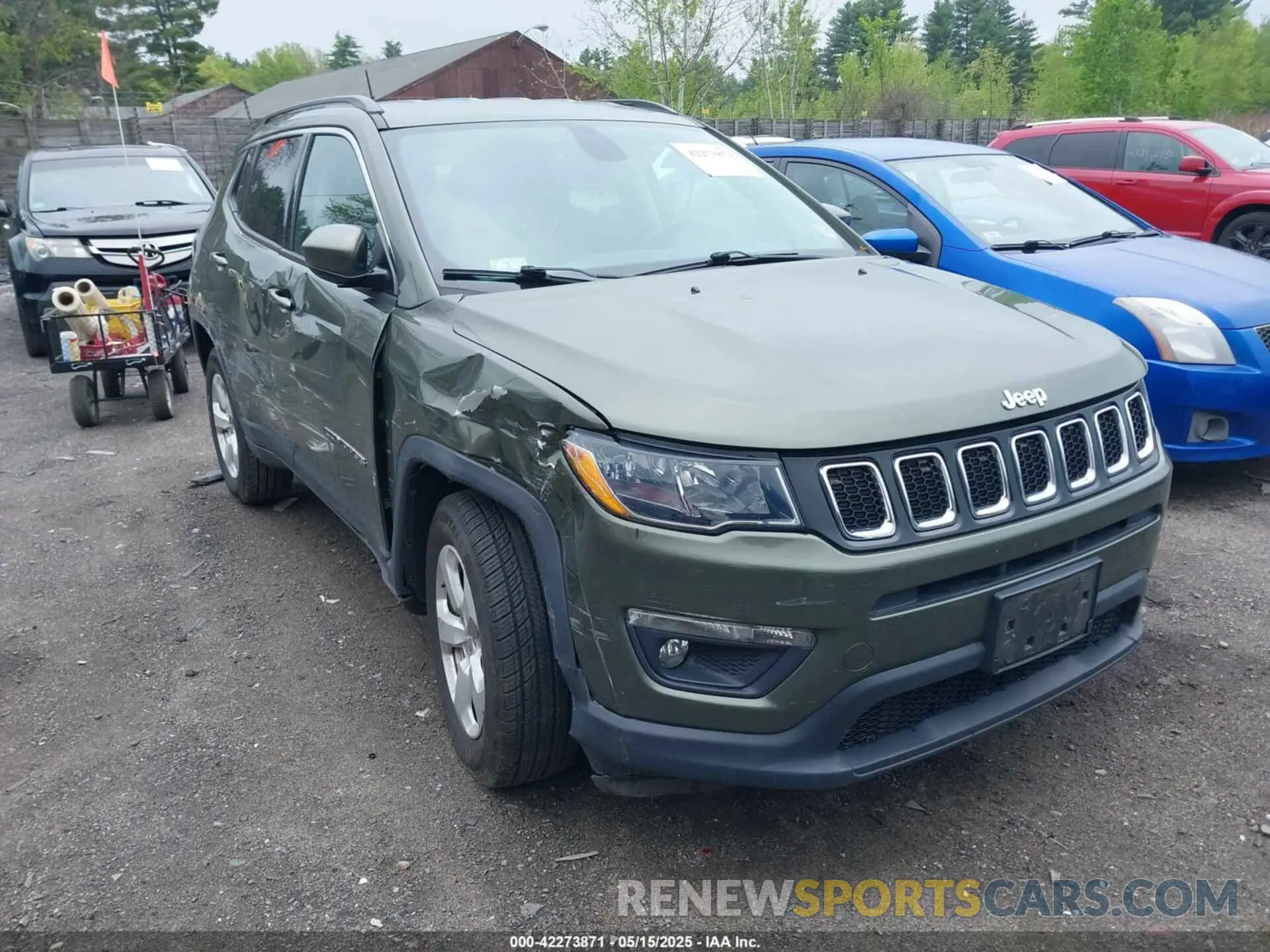 1 Photograph of a damaged car 3C4NJDBB8KT828747 JEEP COMPASS 2019