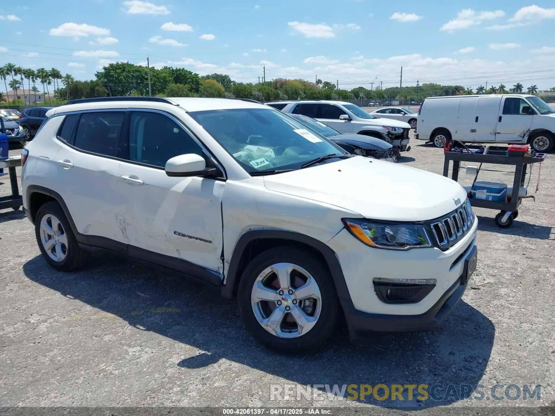 1 Photograph of a damaged car 3C4NJDBB8KT847766 JEEP COMPASS 2019