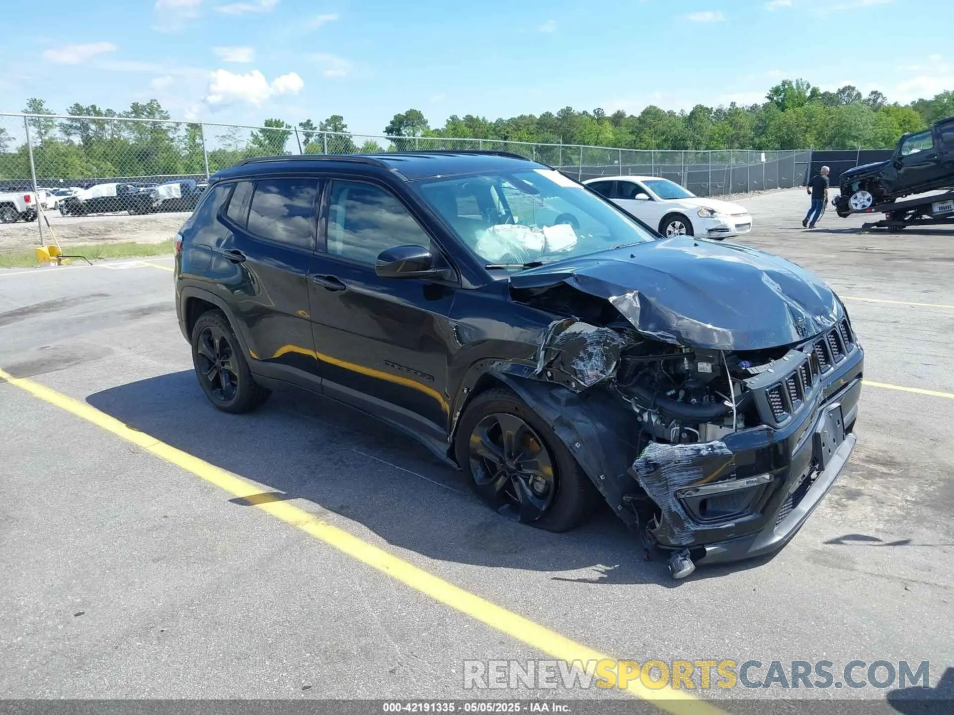 1 Photograph of a damaged car 3C4NJDBB9KT601373 JEEP COMPASS 2019