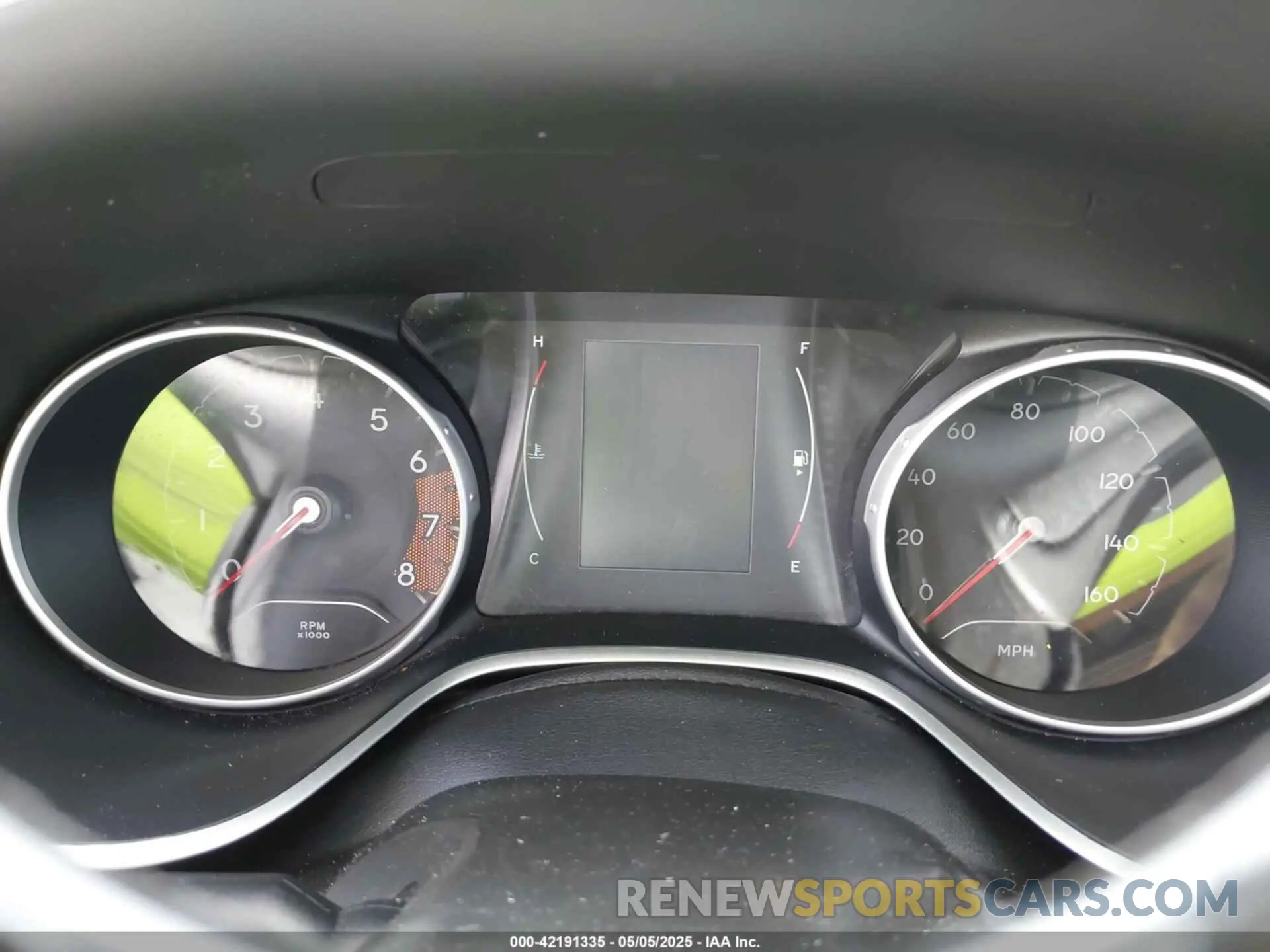 7 Photograph of a damaged car 3C4NJDBB9KT601373 JEEP COMPASS 2019
