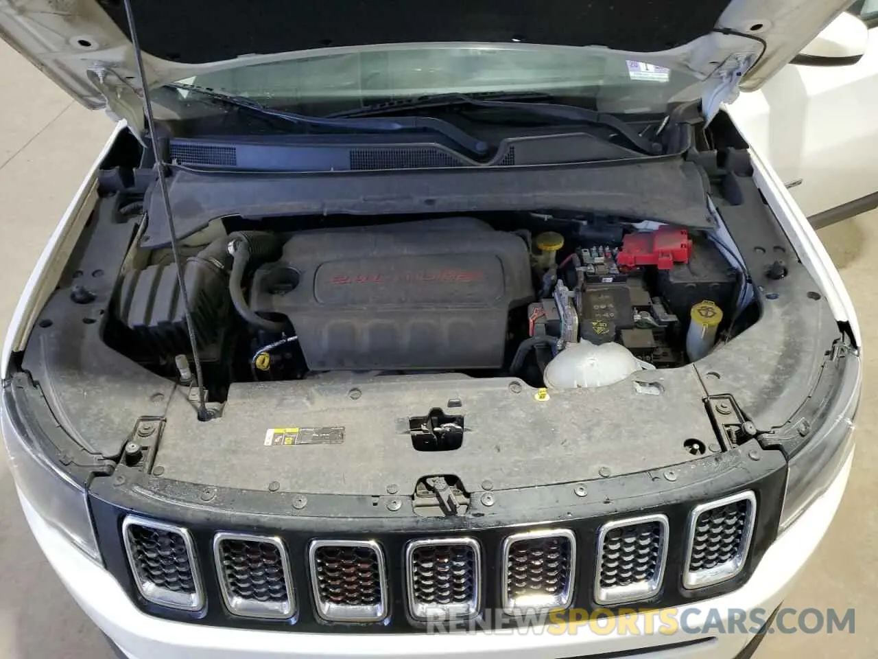 12 Photograph of a damaged car 3C4NJDBB9KT601678 JEEP COMPASS 2019