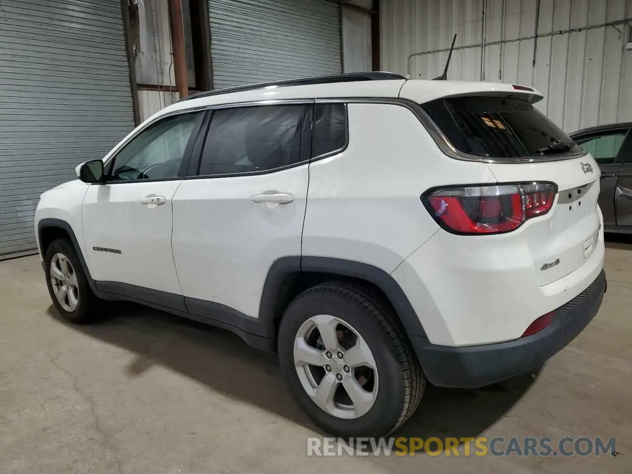 2 Photograph of a damaged car 3C4NJDBB9KT601678 JEEP COMPASS 2019
