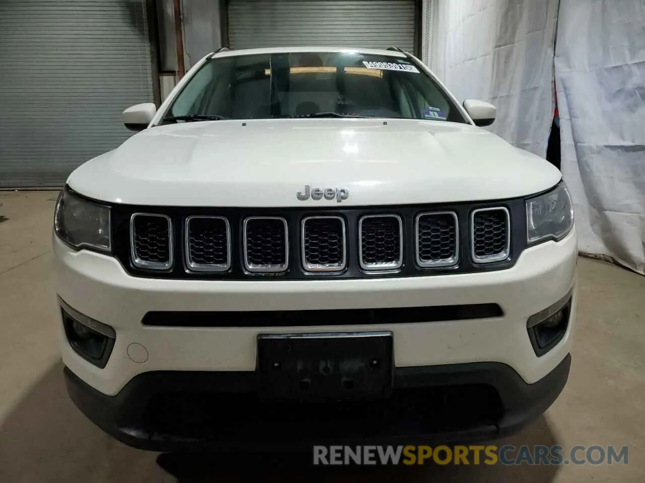 5 Photograph of a damaged car 3C4NJDBB9KT601678 JEEP COMPASS 2019