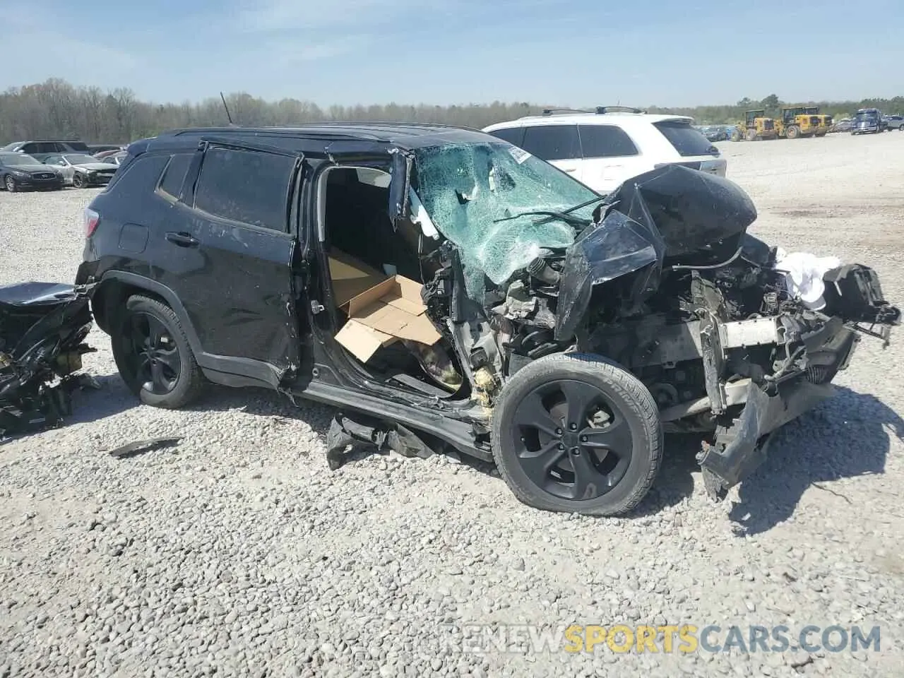 4 Photograph of a damaged car 3C4NJDBB9KT602264 JEEP COMPASS 2019