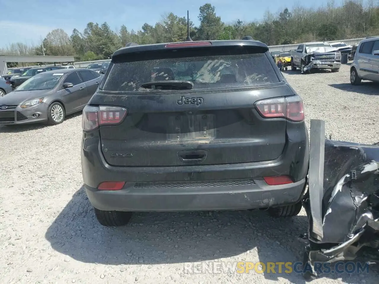 6 Photograph of a damaged car 3C4NJDBB9KT602264 JEEP COMPASS 2019
