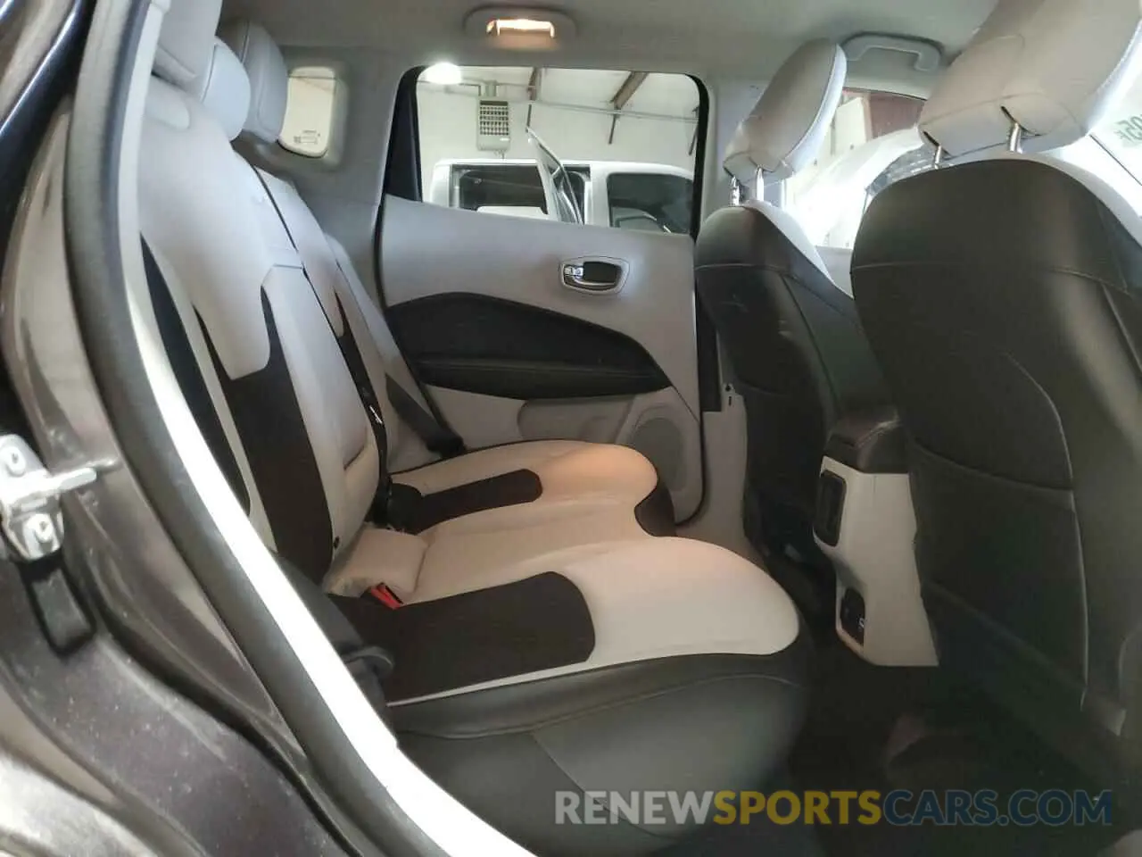 12 Photograph of a damaged car 3C4NJDBB9KT813447 JEEP COMPASS 2019