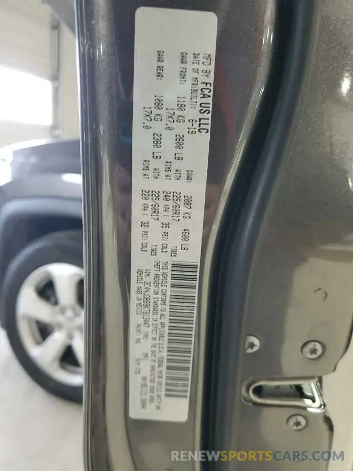 15 Photograph of a damaged car 3C4NJDBB9KT813447 JEEP COMPASS 2019