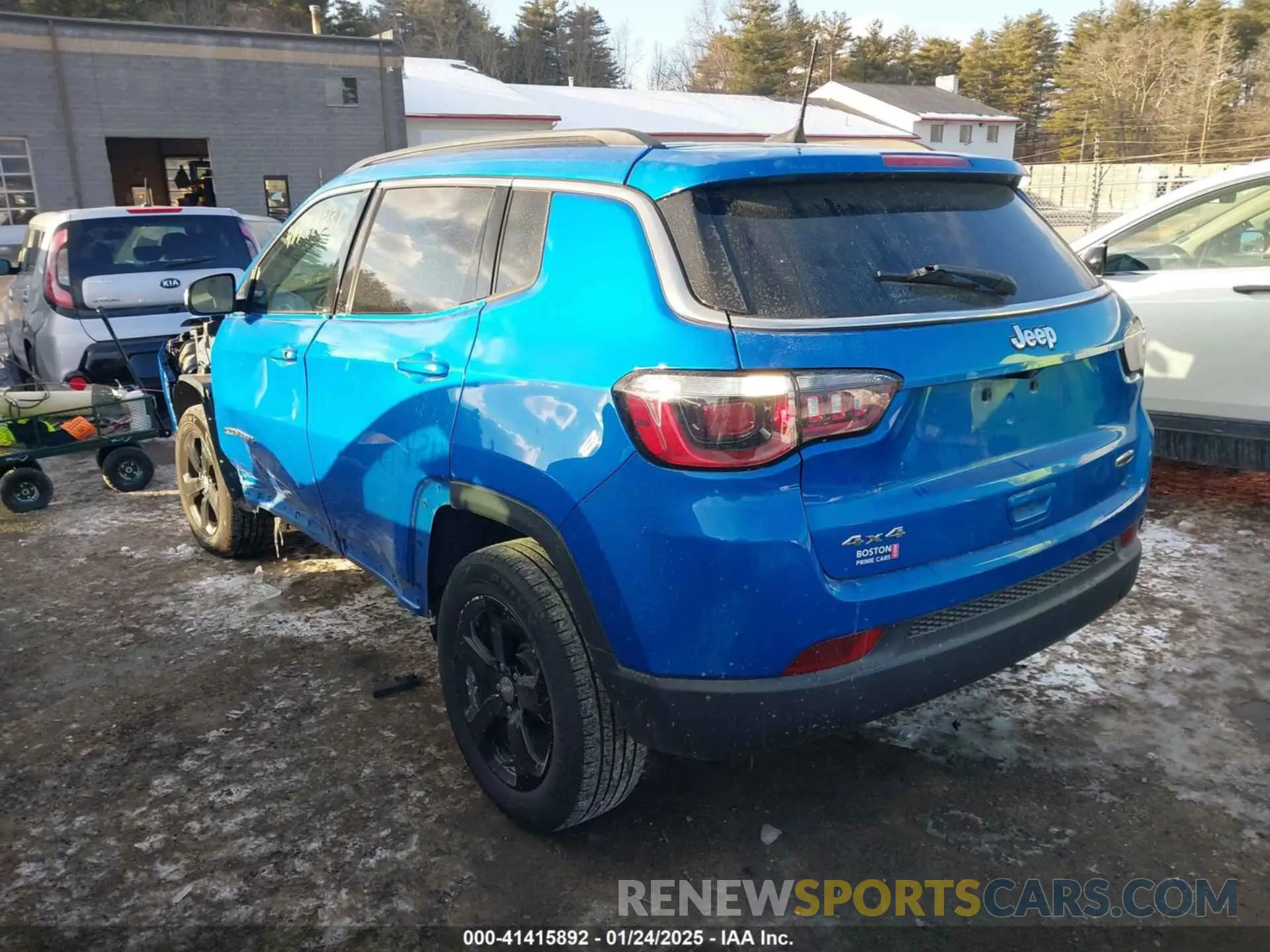 3 Photograph of a damaged car 3C4NJDBBXKT596958 JEEP COMPASS 2019