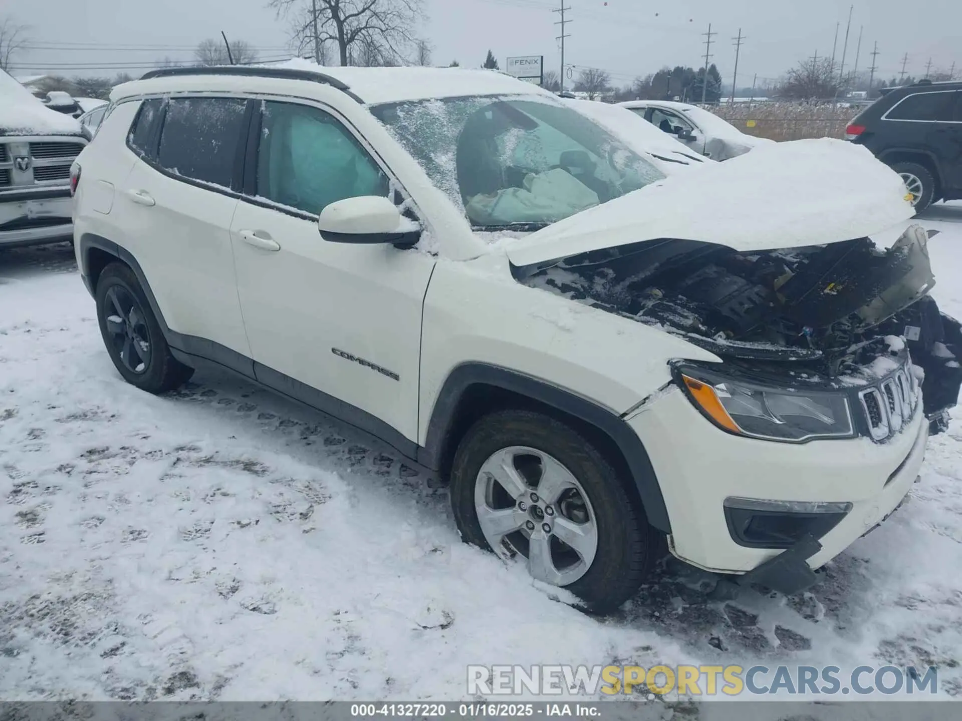 1 Photograph of a damaged car 3C4NJDBBXKT647665 JEEP COMPASS 2019