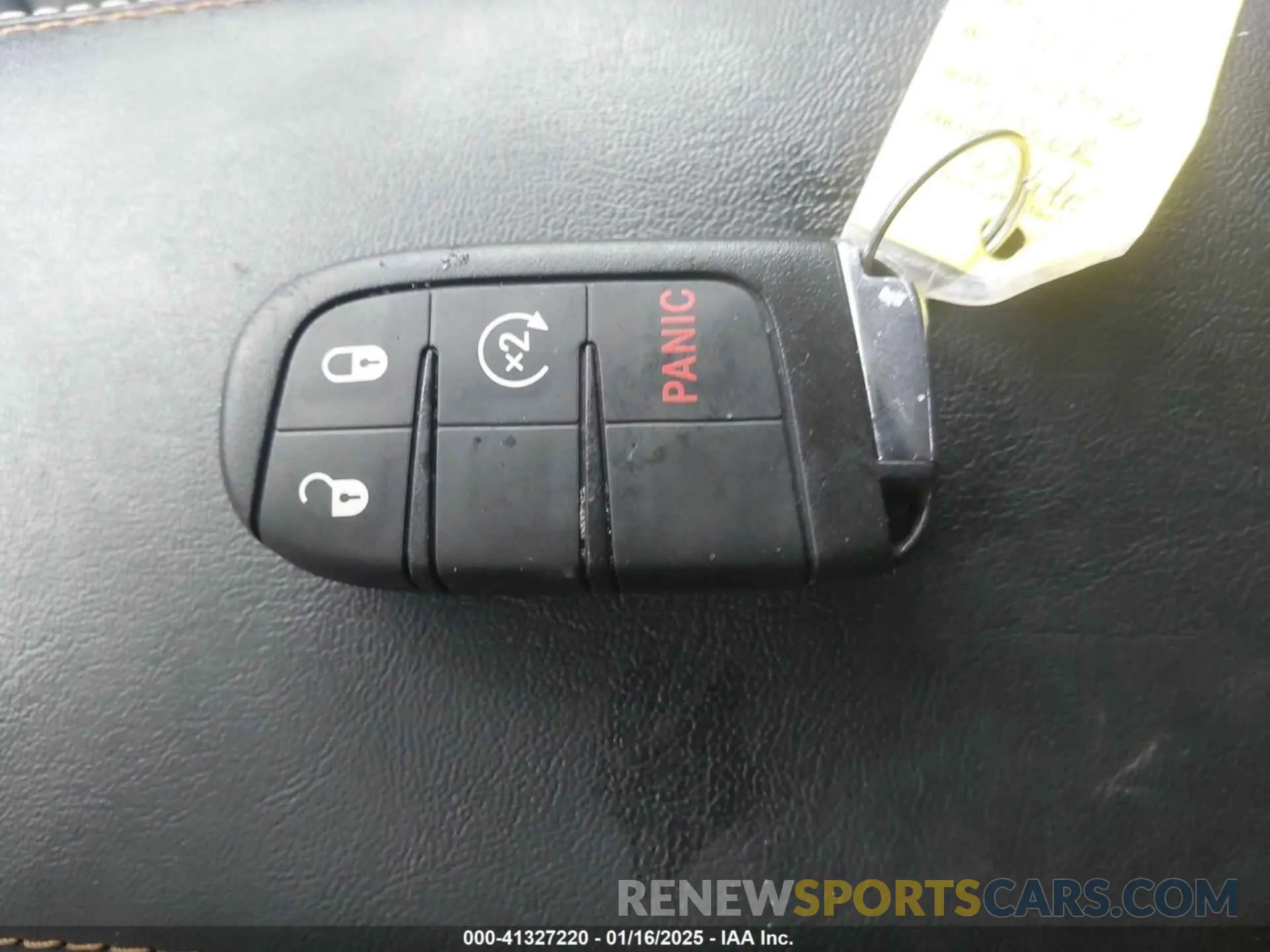 11 Photograph of a damaged car 3C4NJDBBXKT647665 JEEP COMPASS 2019