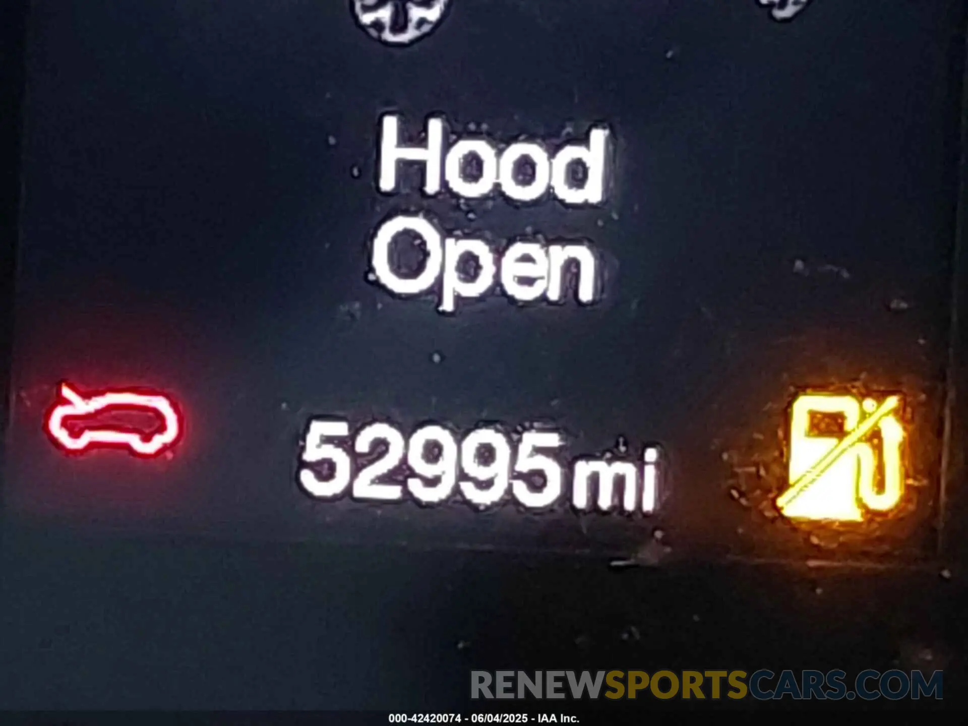 15 Photograph of a damaged car 3C4NJDBBXKT653482 JEEP COMPASS 2019