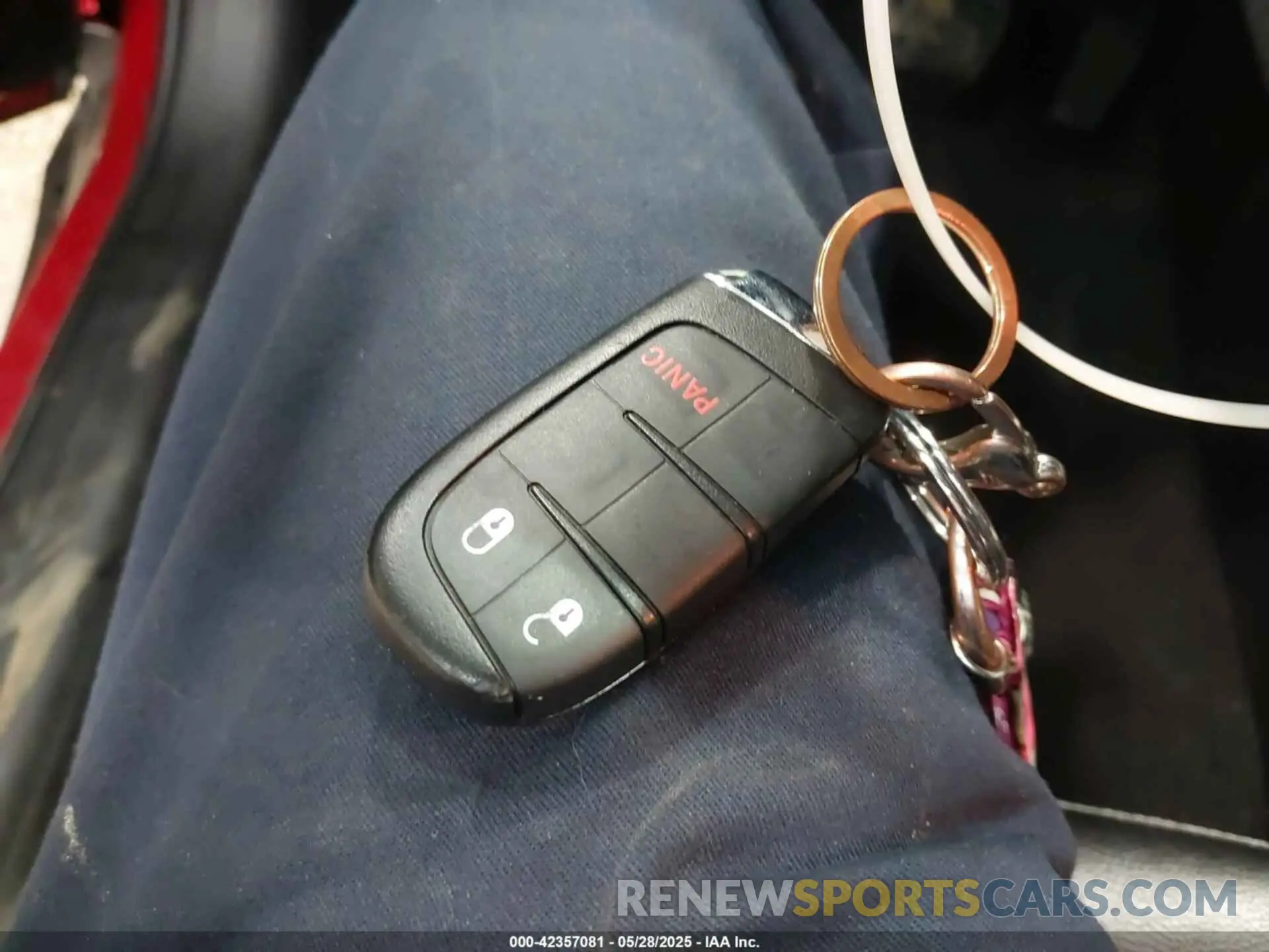 11 Photograph of a damaged car 3C4NJDBBXKT849955 JEEP COMPASS 2019