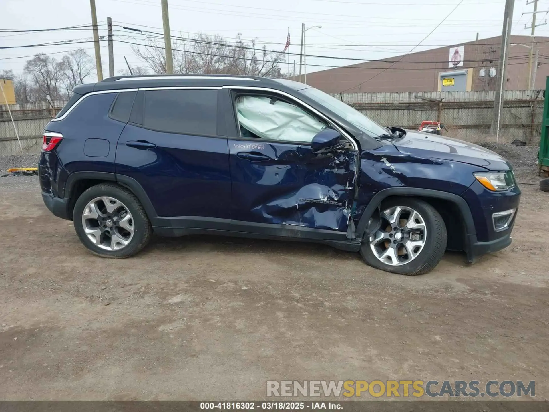 13 Photograph of a damaged car 3C4NJDCB0KT666322 JEEP COMPASS 2019