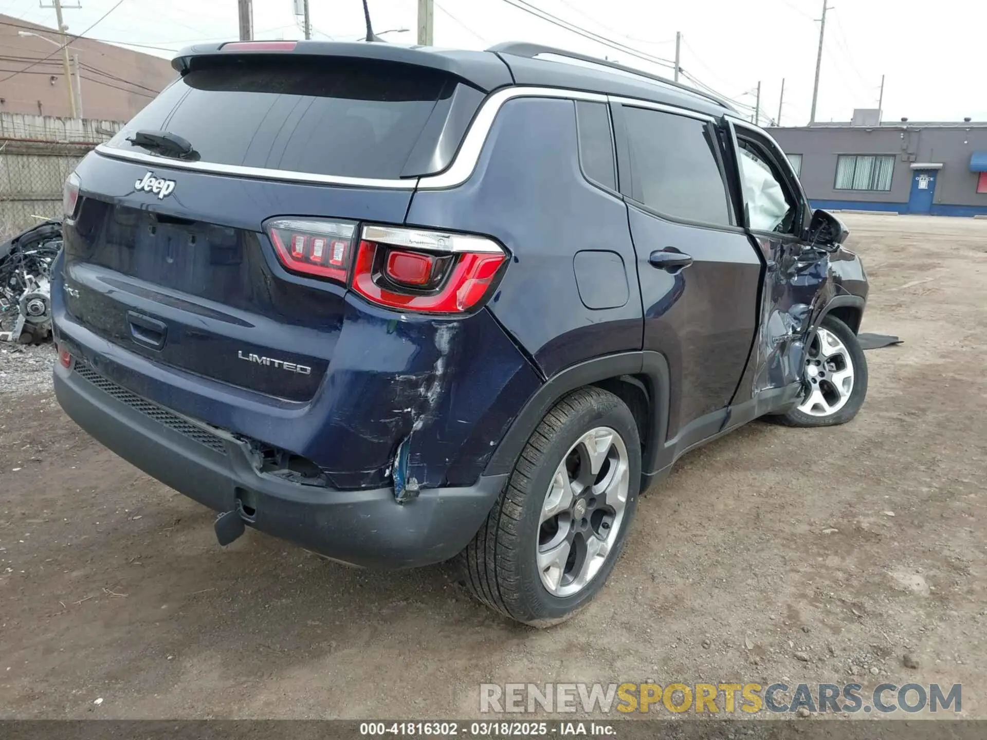 4 Photograph of a damaged car 3C4NJDCB0KT666322 JEEP COMPASS 2019