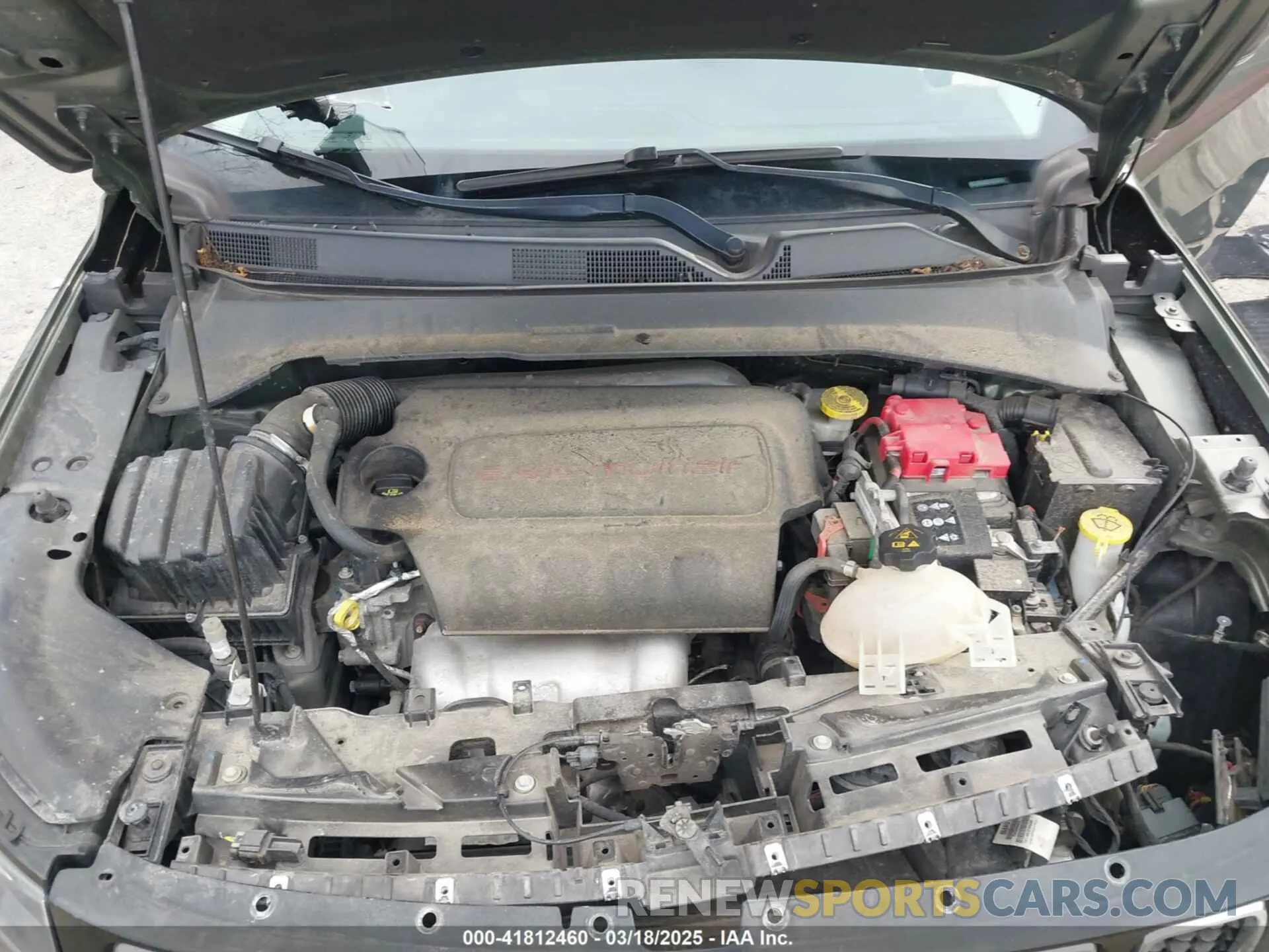 10 Photograph of a damaged car 3C4NJDCB0KT812069 JEEP COMPASS 2019