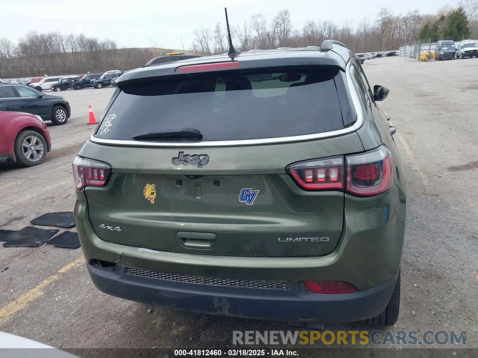 16 Photograph of a damaged car 3C4NJDCB0KT812069 JEEP COMPASS 2019