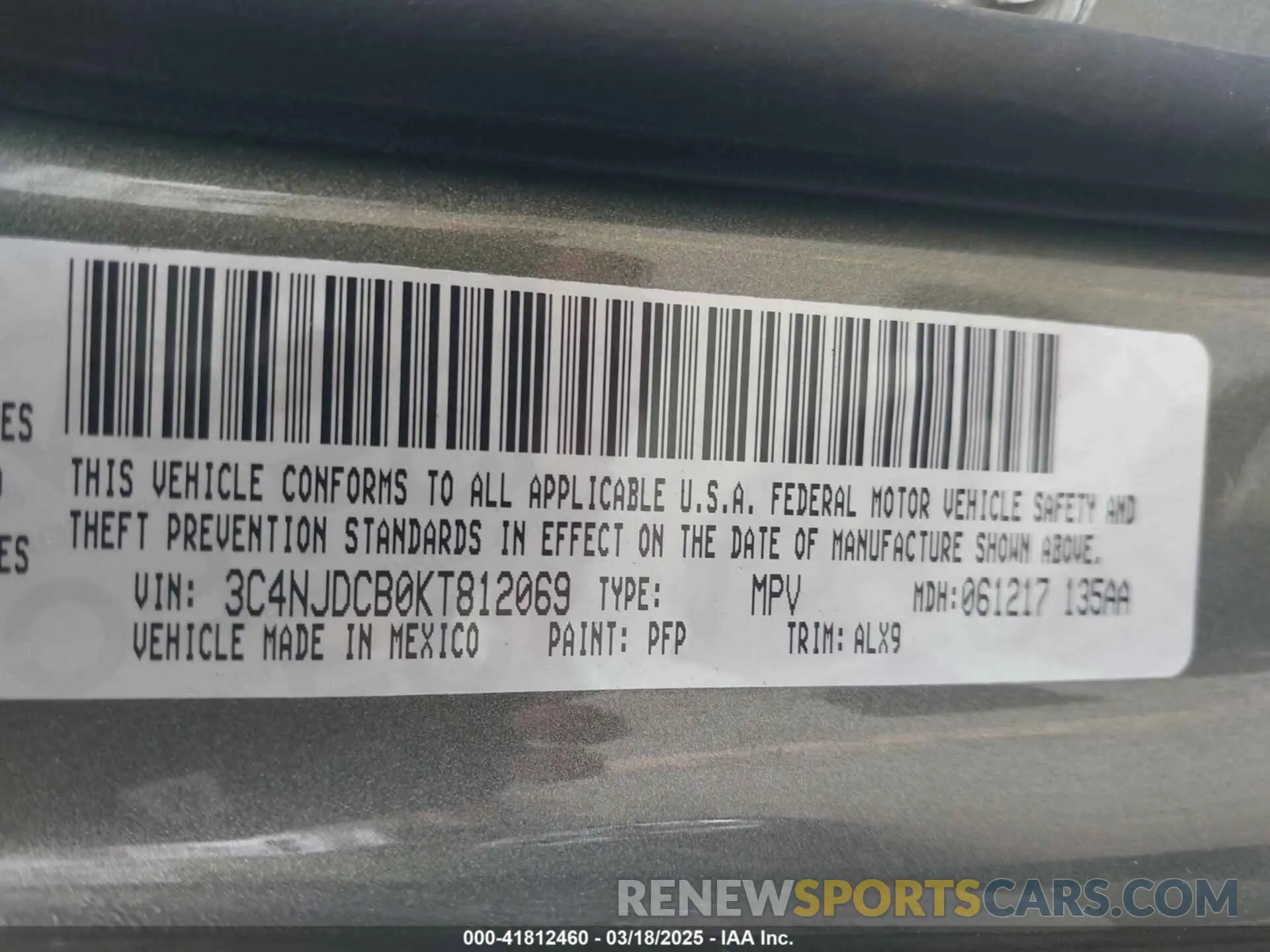 9 Photograph of a damaged car 3C4NJDCB0KT812069 JEEP COMPASS 2019