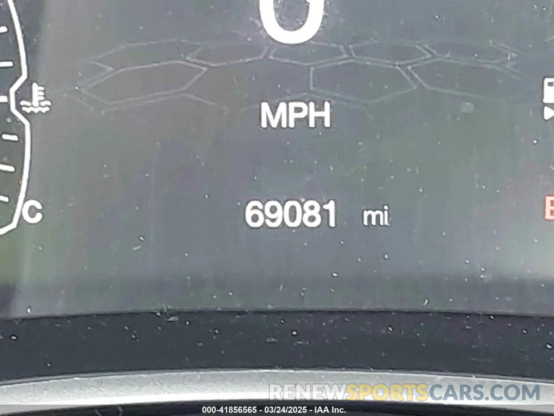 15 Photograph of a damaged car 3C4NJDCB0KT827087 JEEP COMPASS 2019