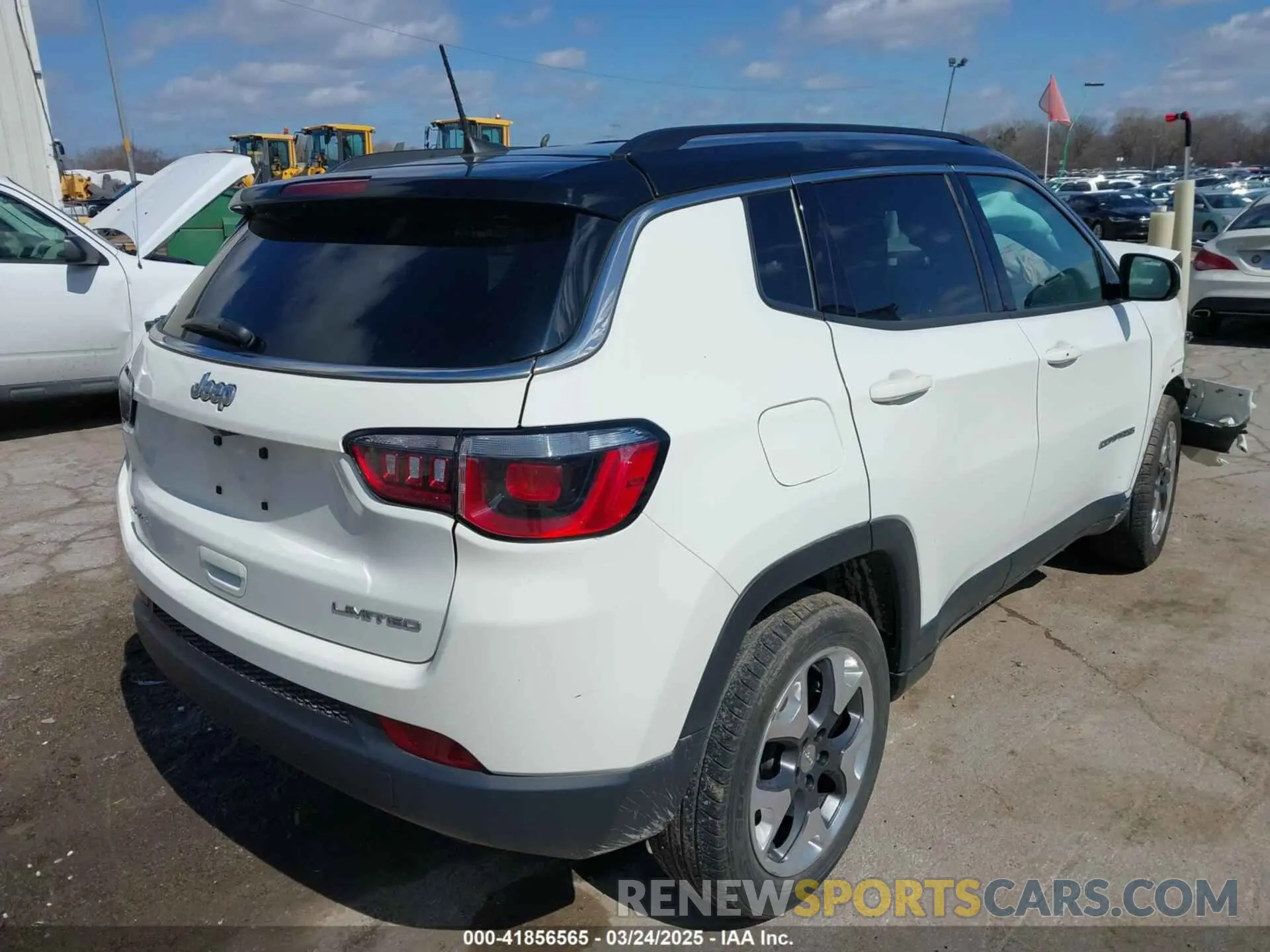 4 Photograph of a damaged car 3C4NJDCB0KT827087 JEEP COMPASS 2019