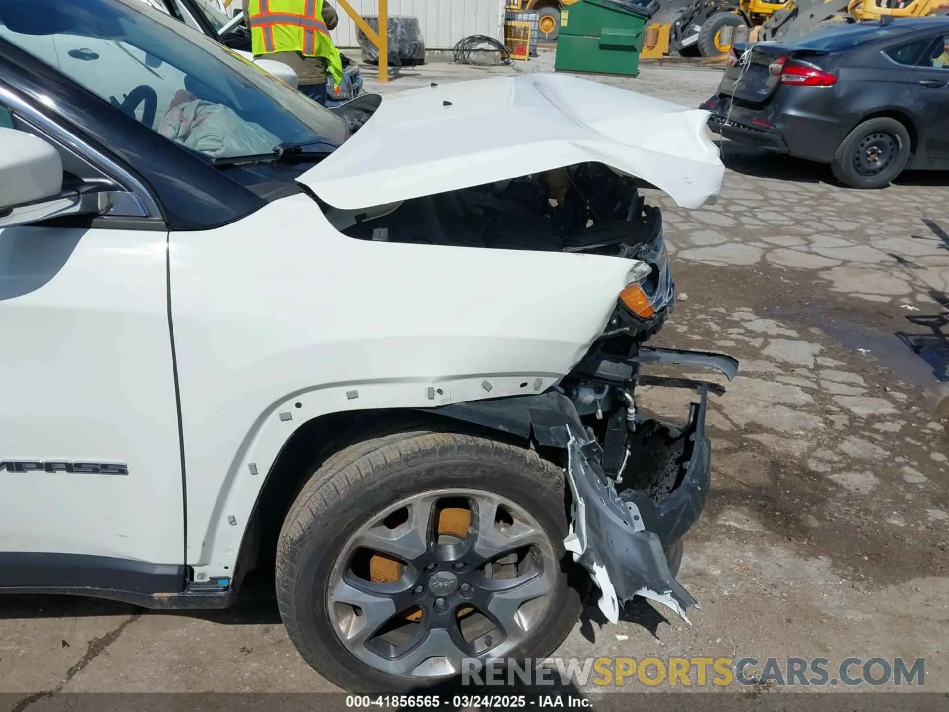 6 Photograph of a damaged car 3C4NJDCB0KT827087 JEEP COMPASS 2019