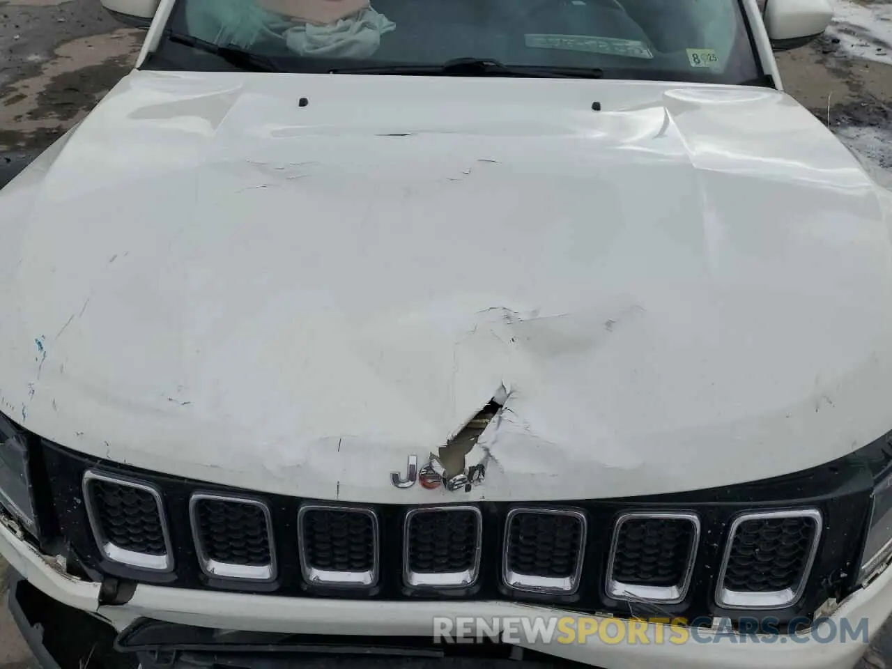 12 Photograph of a damaged car 3C4NJDCB1KT619882 JEEP COMPASS 2019