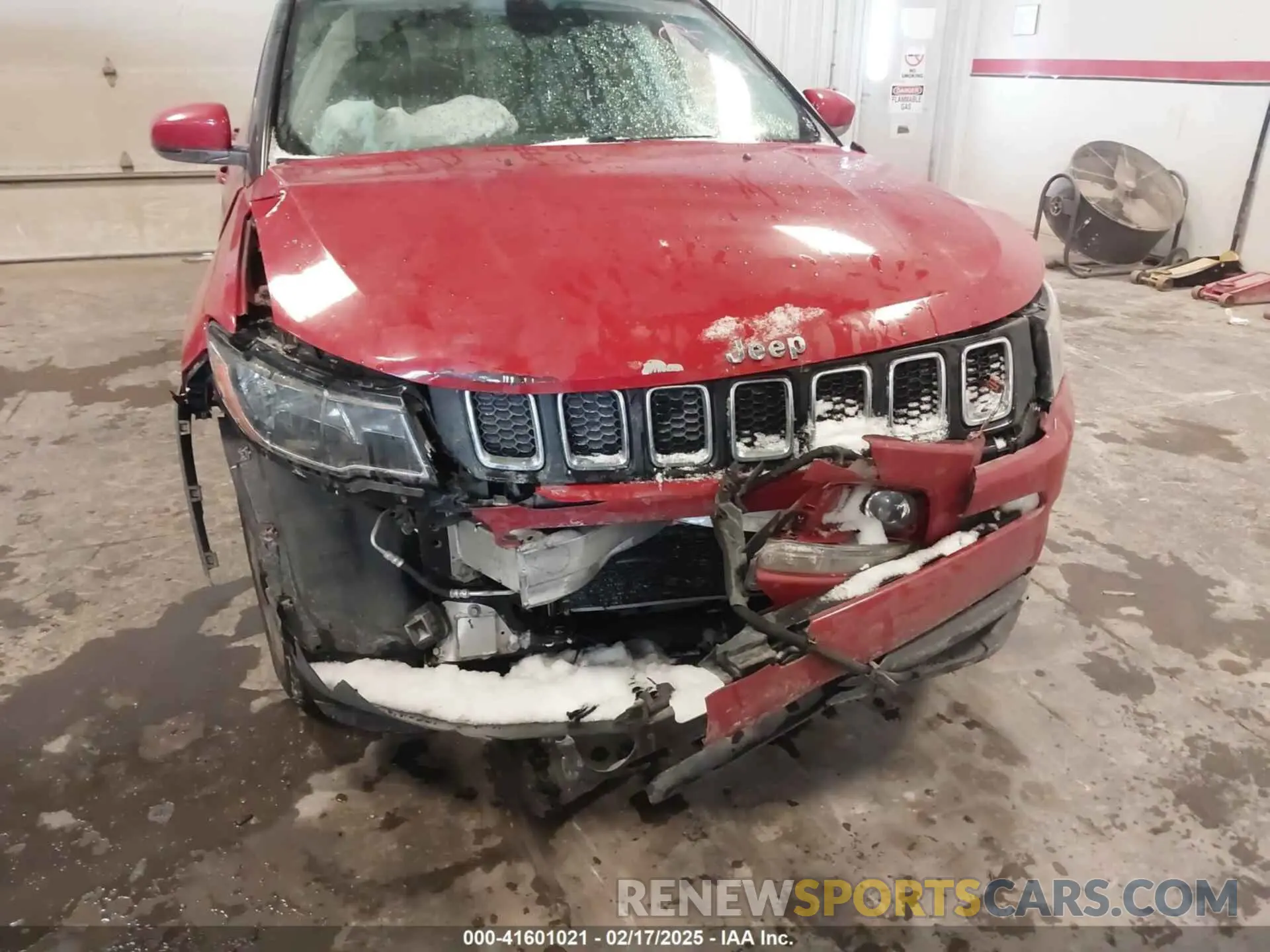 11 Photograph of a damaged car 3C4NJDCB1KT673764 JEEP COMPASS 2019
