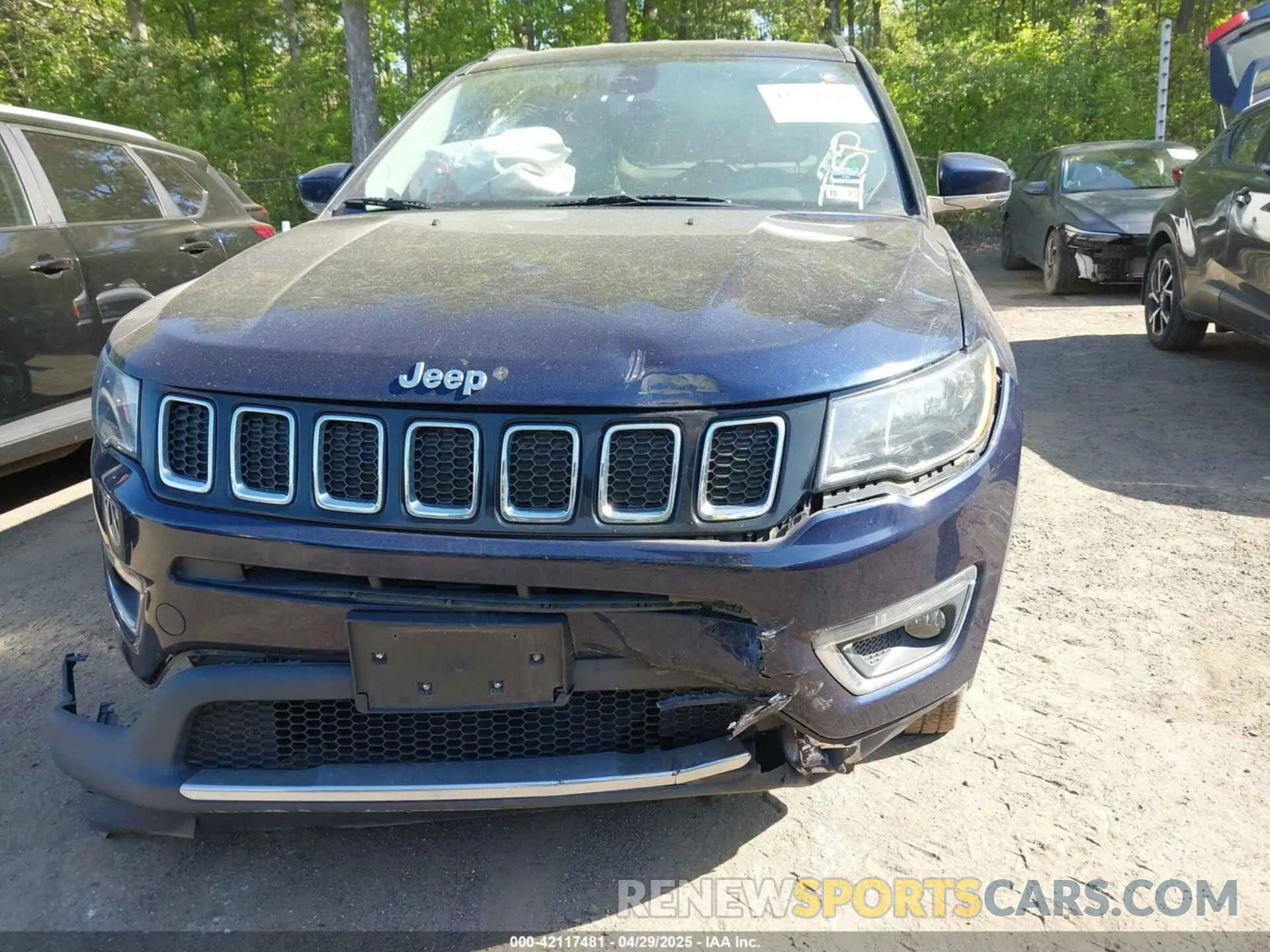 11 Photograph of a damaged car 3C4NJDCB1KT680147 JEEP COMPASS 2019