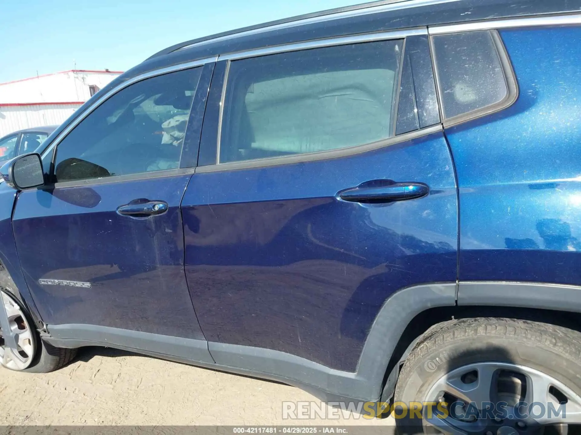 13 Photograph of a damaged car 3C4NJDCB1KT680147 JEEP COMPASS 2019