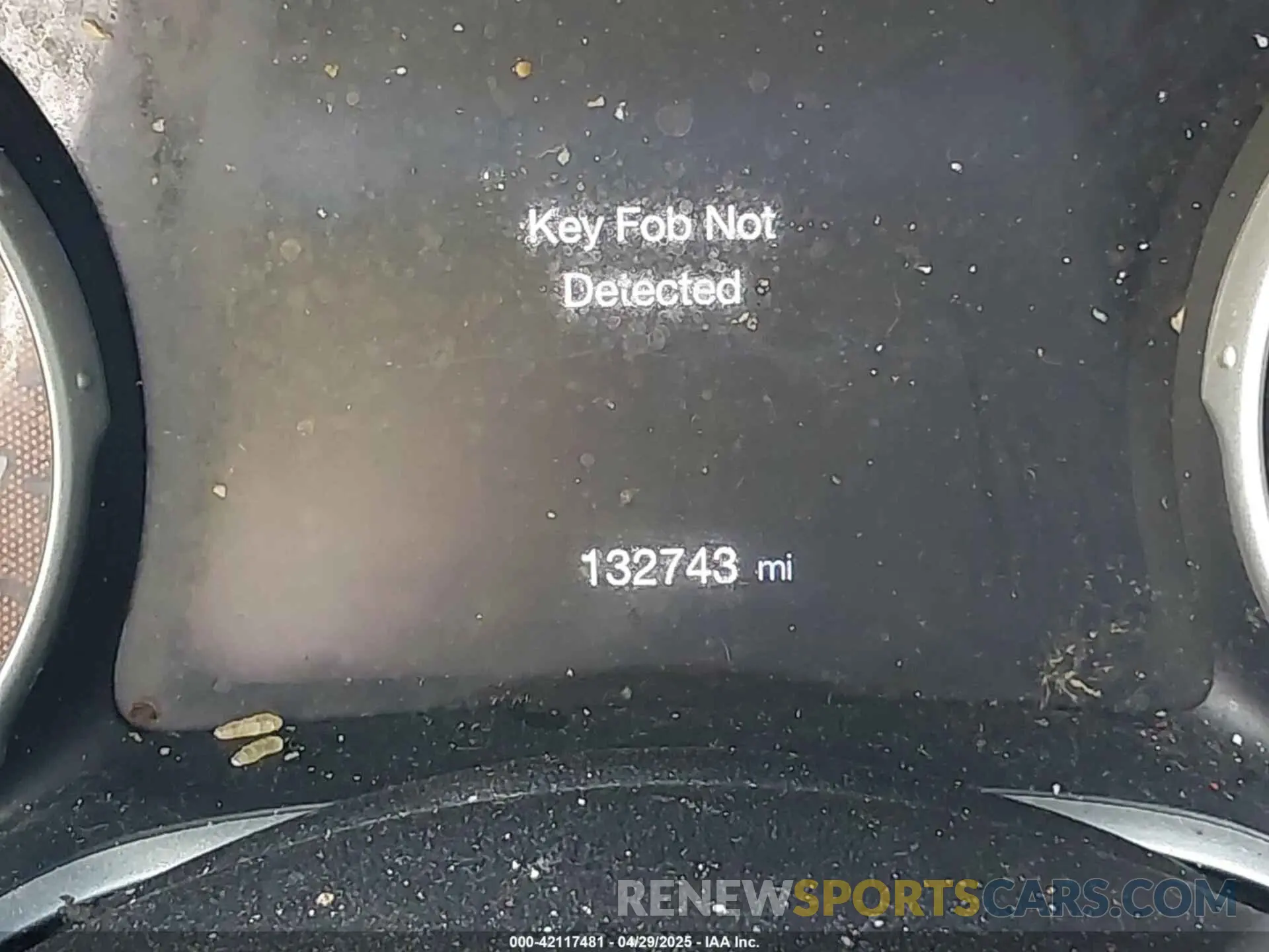 14 Photograph of a damaged car 3C4NJDCB1KT680147 JEEP COMPASS 2019