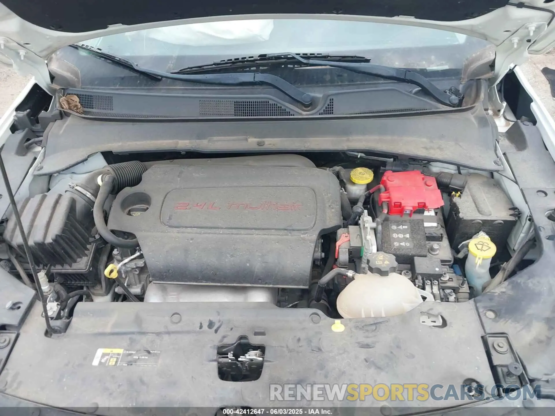 10 Photograph of a damaged car 3C4NJDCB1KT790969 JEEP COMPASS 2019