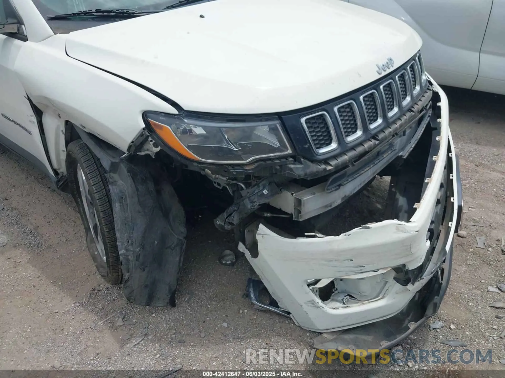 6 Photograph of a damaged car 3C4NJDCB1KT790969 JEEP COMPASS 2019