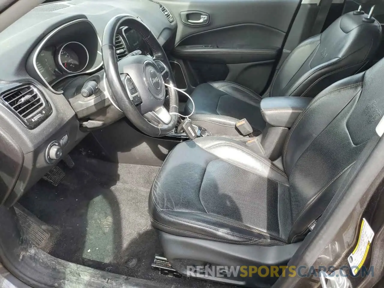 7 Photograph of a damaged car 3C4NJDCB1KT806250 JEEP COMPASS 2019