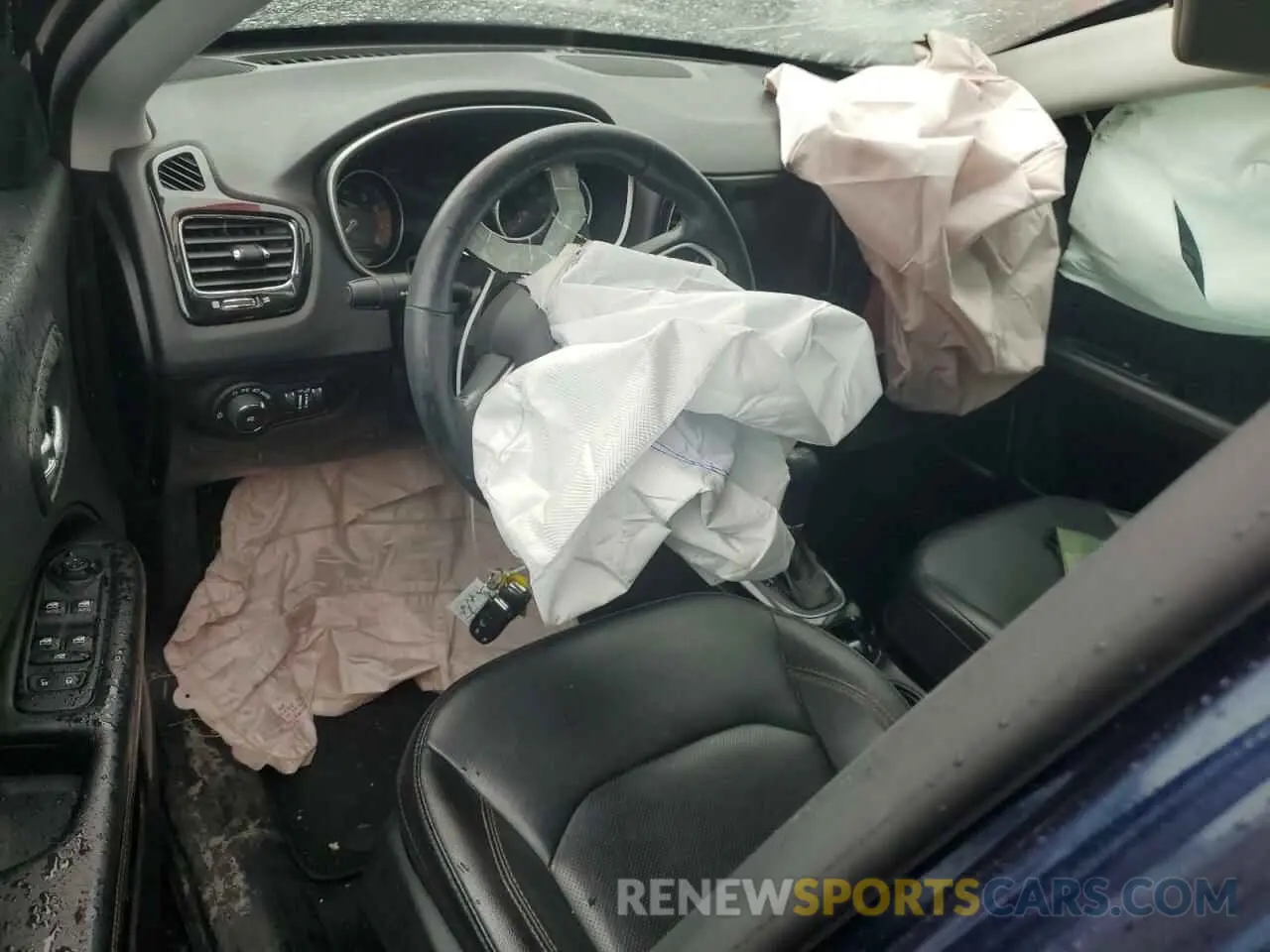8 Photograph of a damaged car 3C4NJDCB1KT842519 JEEP COMPASS 2019