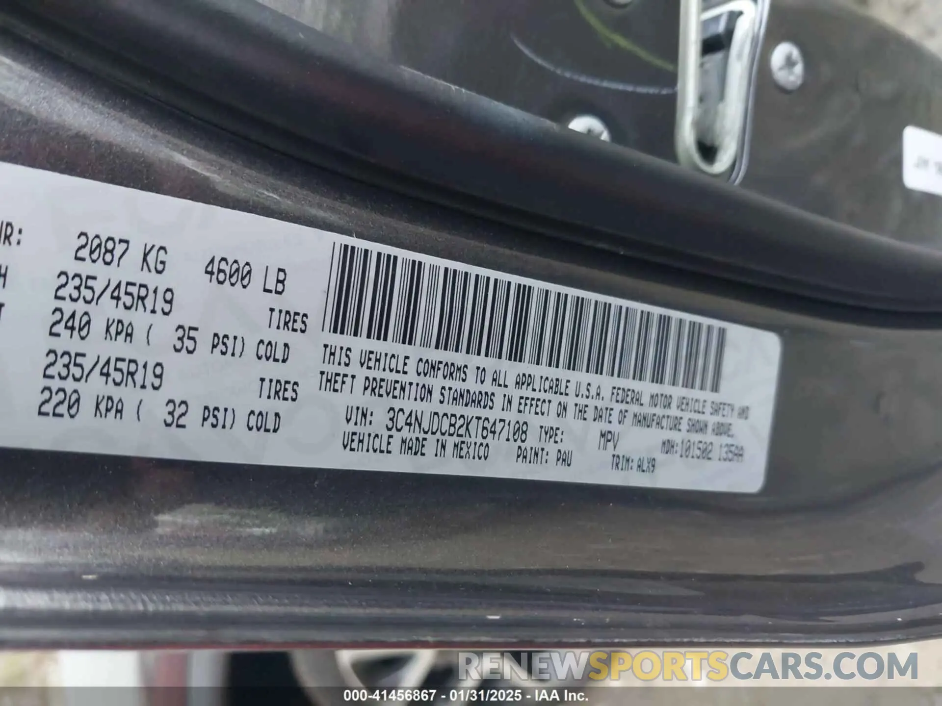9 Photograph of a damaged car 3C4NJDCB2KT647108 JEEP COMPASS 2019