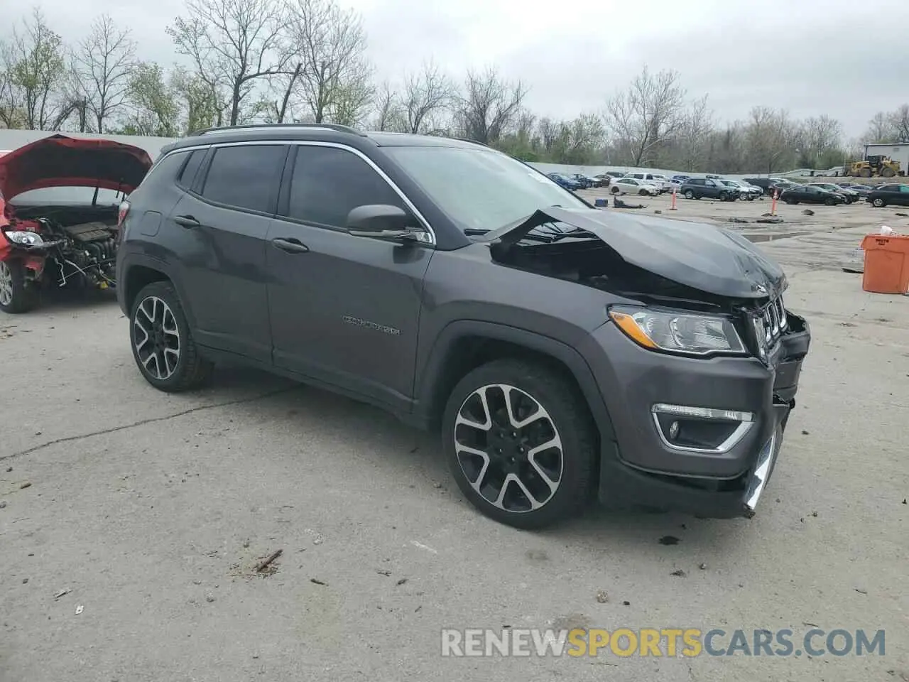 4 Photograph of a damaged car 3C4NJDCB2KT651403 JEEP COMPASS 2019