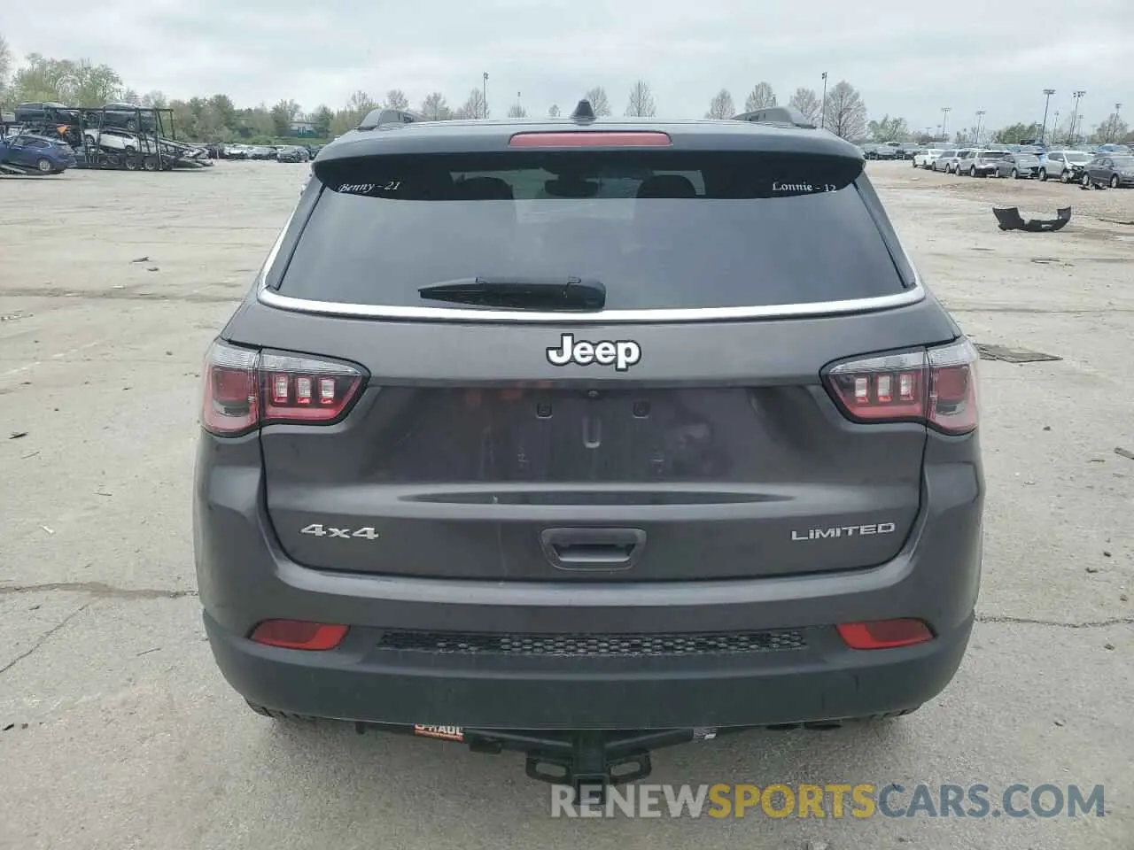 6 Photograph of a damaged car 3C4NJDCB2KT651403 JEEP COMPASS 2019