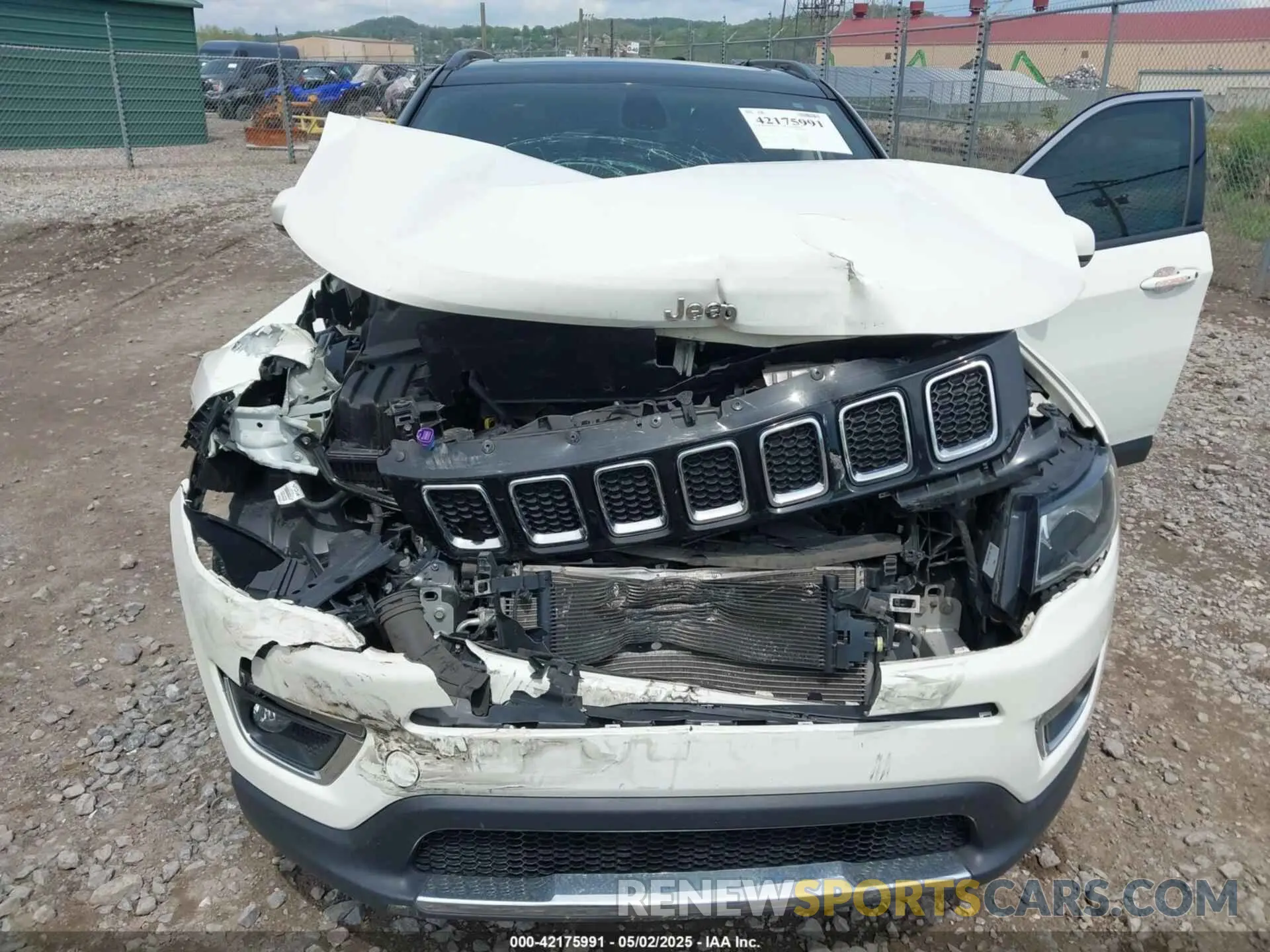 6 Photograph of a damaged car 3C4NJDCB2KT704231 JEEP COMPASS 2019