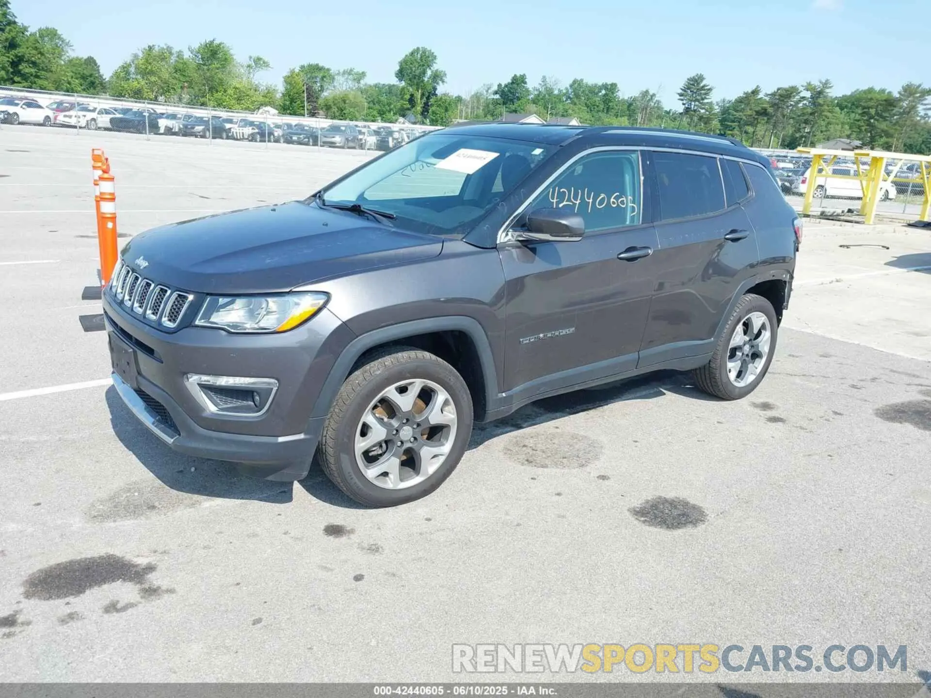 2 Photograph of a damaged car 3C4NJDCB2KT734474 JEEP COMPASS 2019