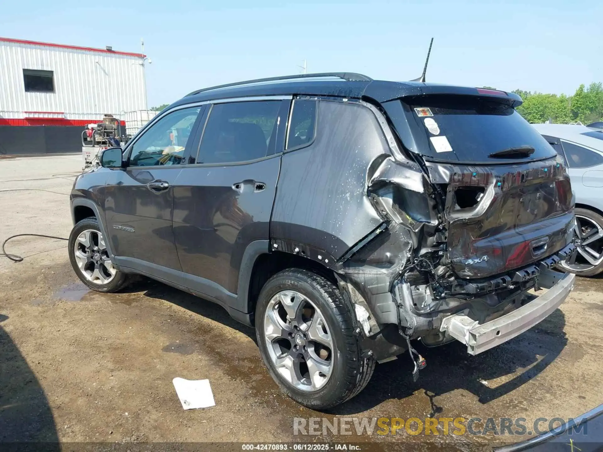 3 Photograph of a damaged car 3C4NJDCB3KT624128 JEEP COMPASS 2019