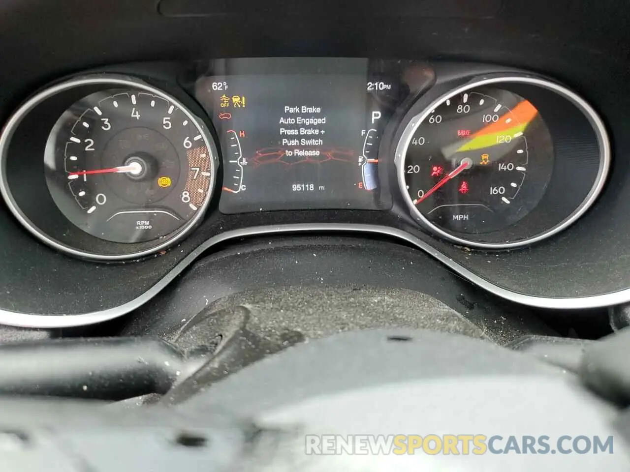 9 Photograph of a damaged car 3C4NJDCB3KT730837 JEEP COMPASS 2019