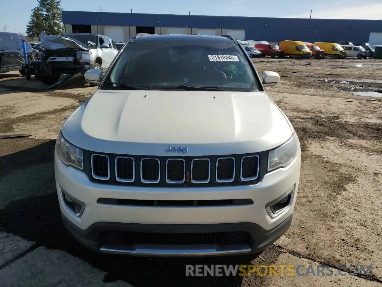5 Photograph of a damaged car 3C4NJDCB3KT842554 JEEP COMPASS 2019