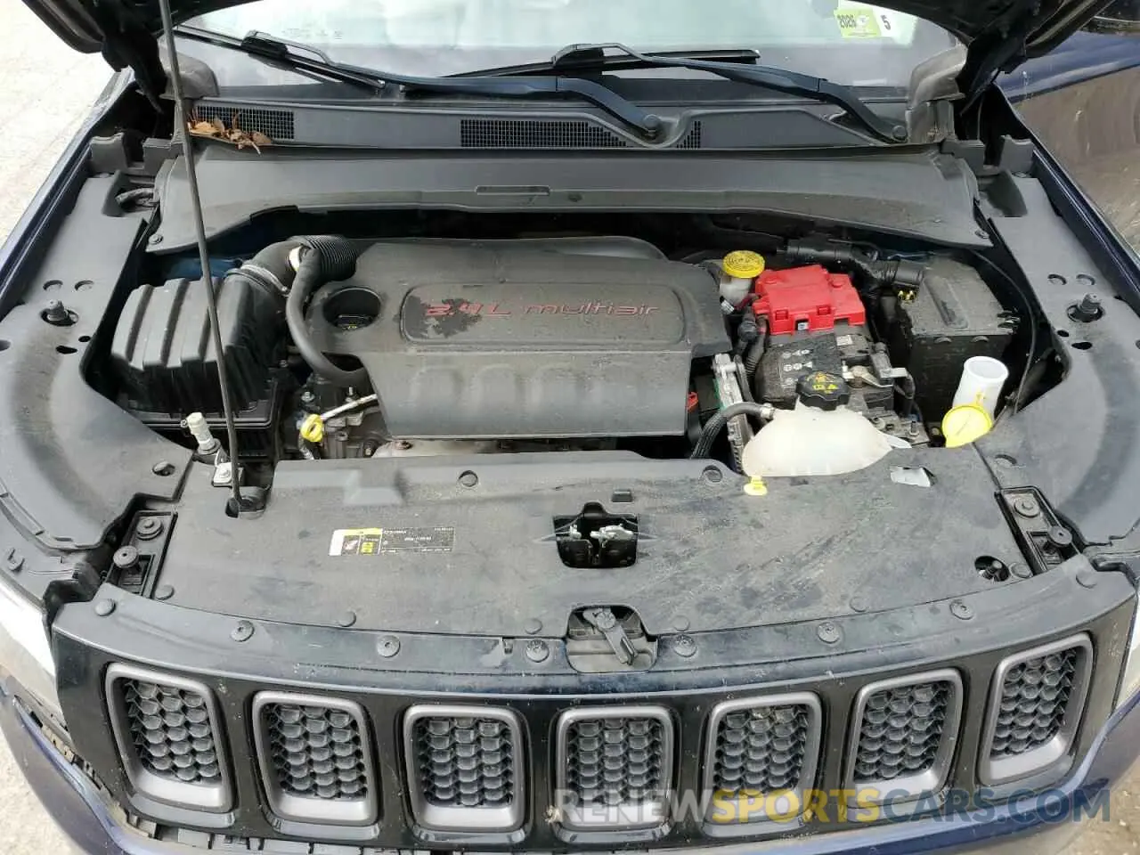 12 Photograph of a damaged car 3C4NJDCB4KT675458 JEEP COMPASS 2019