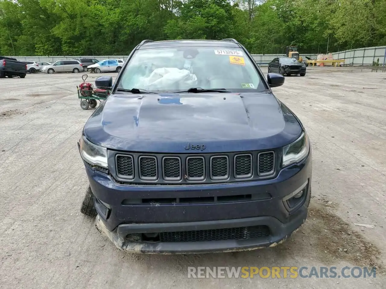 5 Photograph of a damaged car 3C4NJDCB4KT675458 JEEP COMPASS 2019