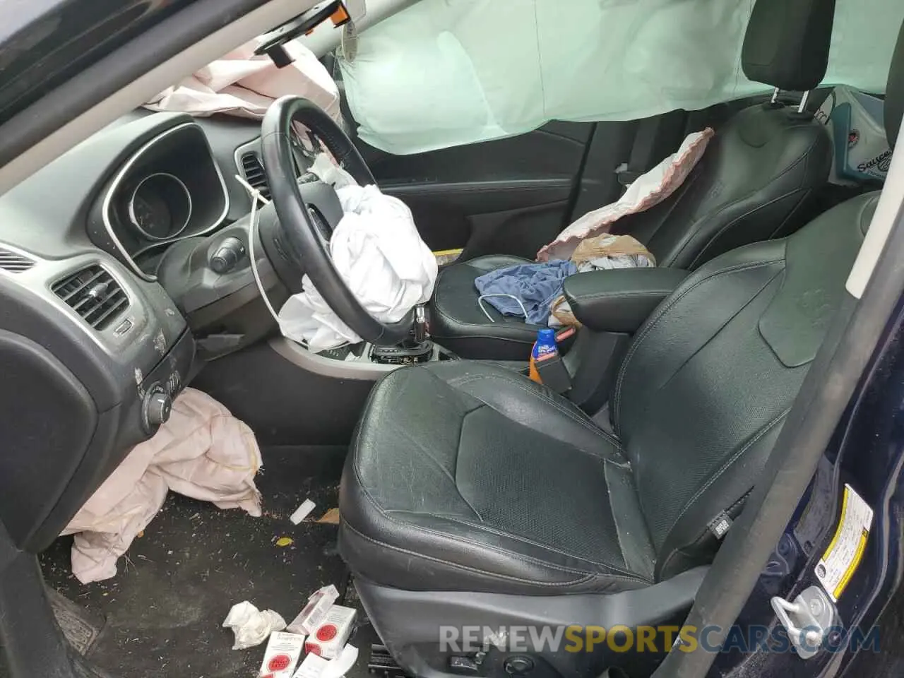 7 Photograph of a damaged car 3C4NJDCB4KT675458 JEEP COMPASS 2019