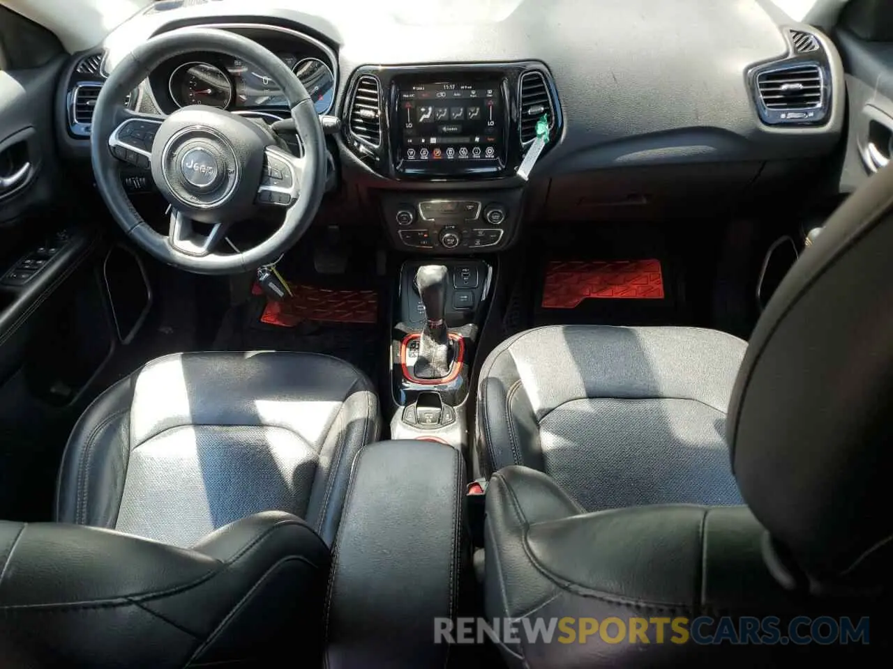 8 Photograph of a damaged car 3C4NJDCB4KT723251 JEEP COMPASS 2019