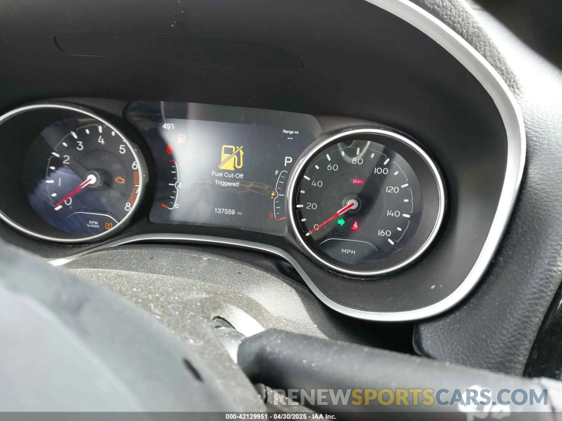 17 Photograph of a damaged car 3C4NJDCB4KT747677 JEEP COMPASS 2019