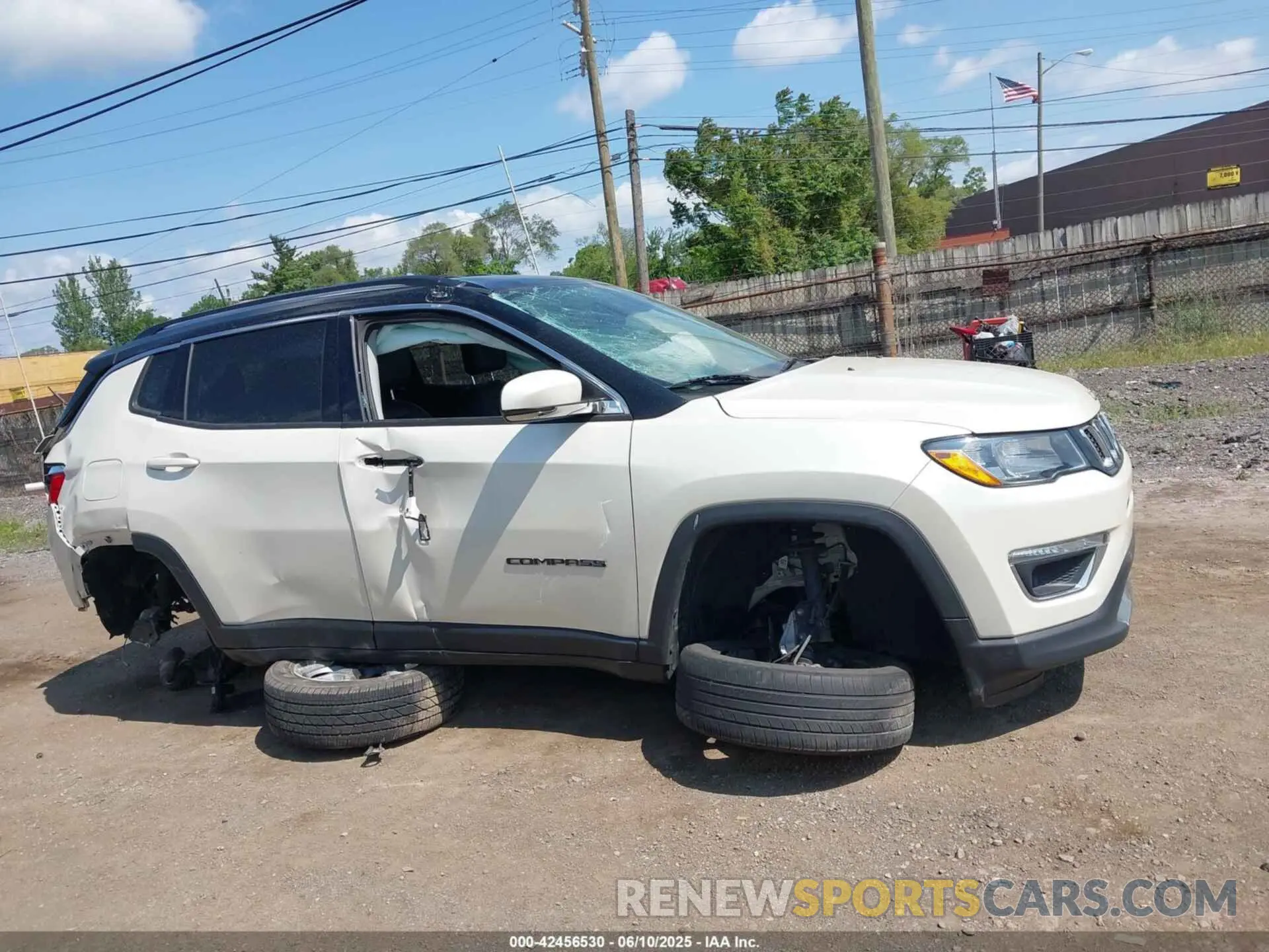 13 Photograph of a damaged car 3C4NJDCB4KT818425 JEEP COMPASS 2019