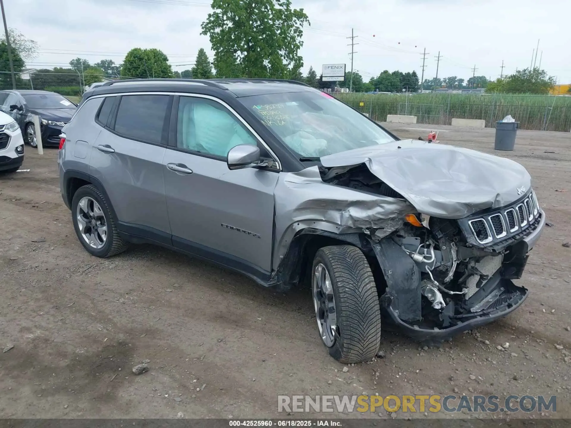 1 Photograph of a damaged car 3C4NJDCB4KT842577 JEEP COMPASS 2019
